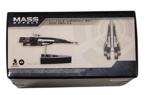 Mass Effect Alliance Normandy SR1 Ship 2013 Dark Horse Deluxe Bioware New Rare - Foto 1 di 6