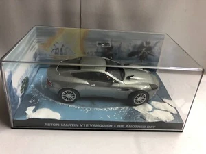 VOITURE ASTON MARTIN V12 VANQUISH DIE ANOTHER DAY 1/43 JAMES BOND IXO - Foto 1 di 6