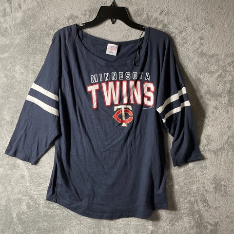 Minnesota Twins T-Shirt Top Woman’s Medium Campus Lifestyle MLB 3/4 Sleeve Round Cover