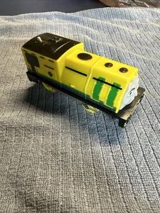 Thomas and Friends Raul Trackmaster Motorized Train Engine 2013 Tested and Works - Picture 1 of 6