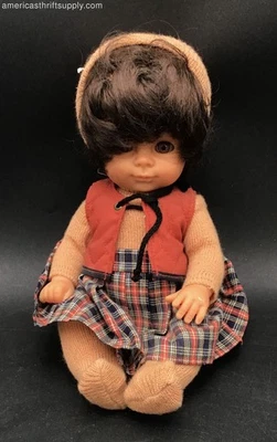 Винтажная немецкая кукла Götz клетчатая юбка вязаный наряд красный жилет виниловая голова - Изображение 1 из 4