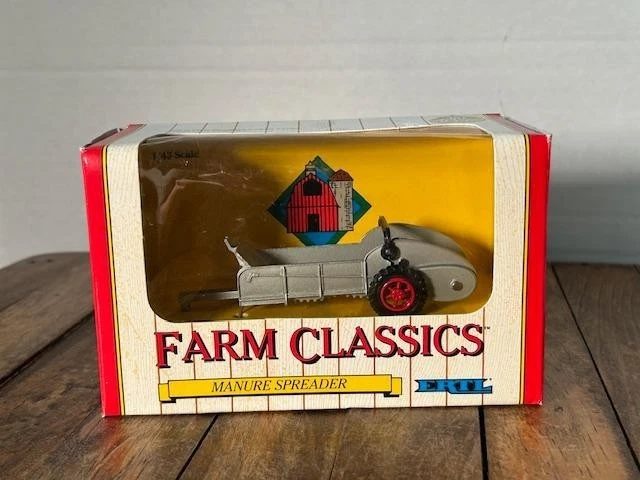Ertl Farm Classics Manure Spreader Diecast 1 43