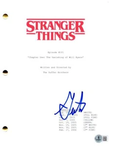 Gaten Matarazzo signed Autogramm Stranger Things Pilot Drehbuch Beckett - Bild 1 von 1