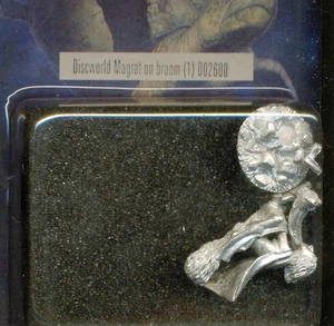 DISCWORLD MINIATURES 1 BLISTER MAGRAT ON BROOM - Bild 1 von 1