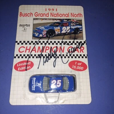 Coche de juguete autógrafo Ricky Craven #25 Busch Grand National North NASCAR Revell Foto 1 de 3