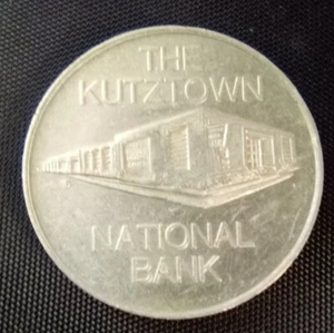 Token de aluminio The Kutztown National Bank 75th 1898 - 1973 Kutztown, PA 36 mm - Imagen 1 de 2