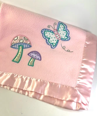 Manta con ribete de satén rosa línea para niños con guinga y mariposas de setas satinadas Foto 1 de 4