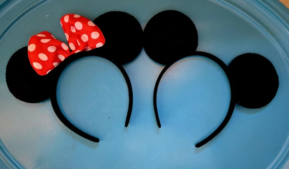 Juego de 2 diademas orejas de Mickey y Minnie Mouse negro rojo lazos a lunares Foto 1 de 1