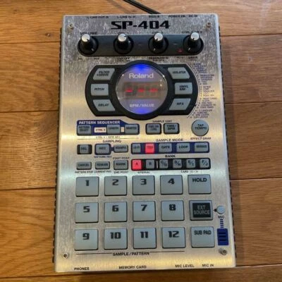 Roland SP-404 Portable Power Sampler gebraucht - Bild 1 von 4