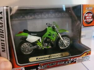 2000 Kawasaki KDX220 Verte 1:18 Motor Max 435