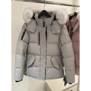 Moose Knuckles Damen windabweisende Daunenjacke mit dickem Fuchspelzkragen Mantel - Bild 1 von 28