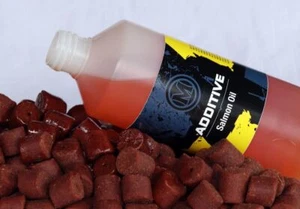 500 ml MIVARDI ADITIVE SALMON OIL aceite de pescado para pellets boilie (27,98 EUR/l) - Imagen 1 de 1