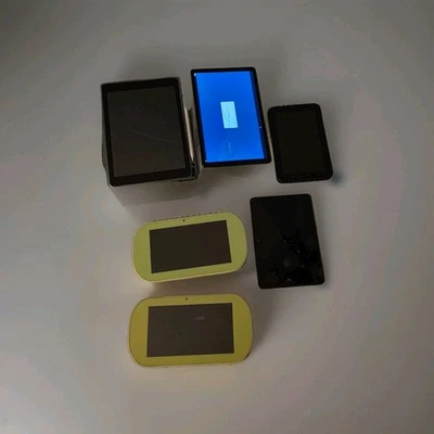 Tablets Bundle FOR PARTS - Image 1 of 4