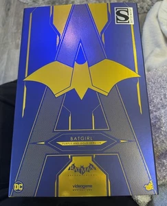 Caja Vacía Hot Toys VGM65 Batman Arkham Knight Batgirl Púrpura y Dorado Ver. - Imagen 1 de 10