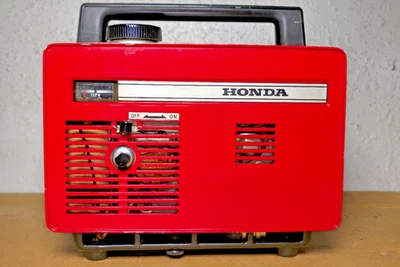 Ultra Rare Vintage Honda E40 II Micro Generator in excellent overall condition - Image 1 of 4