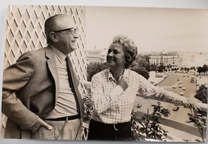 TIRAGE PHOTO DE PRESSE TAMPON AGENCE Sygma 1970 jacqueline maillan  20X30cm - Picture 1 of 2