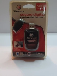 Targus Secure Digital Card Reader/Writer SDHC Compatible TGR-SD20 w/USB able - Picture 1 of 2