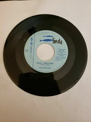 The Ventures - Walk Don't Run - Dolton (45RPM 7”  Single)(J465)  Foto 1 de 2