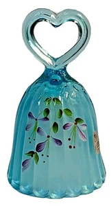 Fenton Aqua Blue Satin Heart Handled Glass Bell ROMANTIC Hand Painted Flowers - Imagen 1 de 12