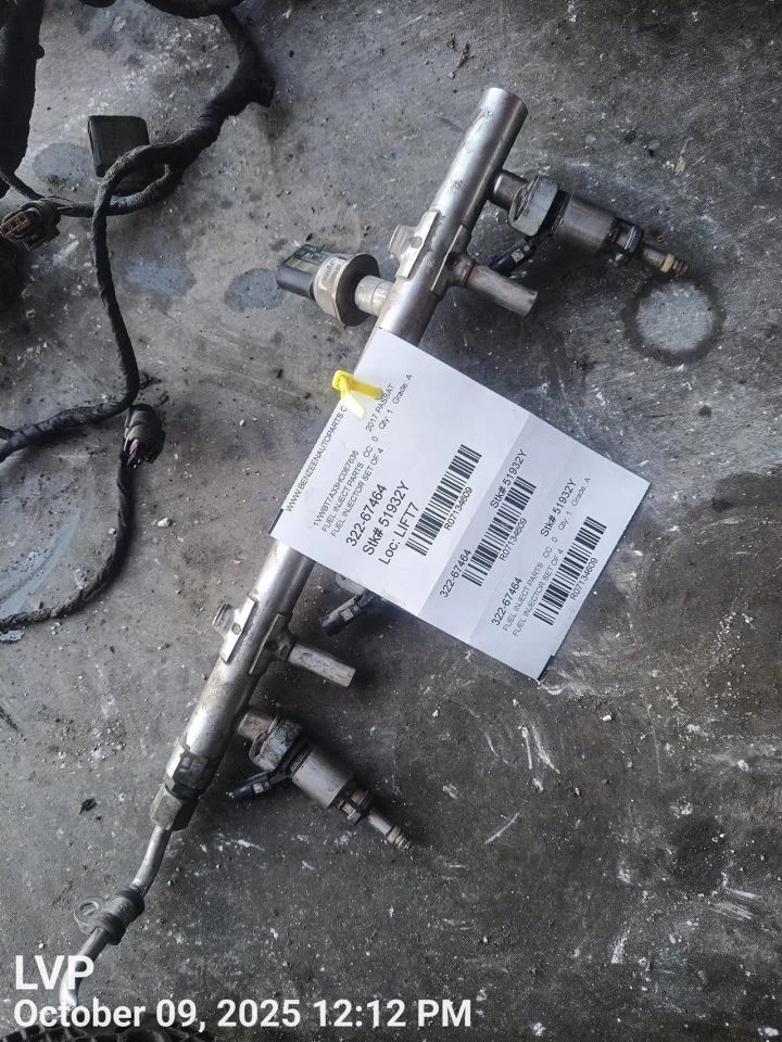 FUEL INJECTORS SET 2014-2017 VOLKSWAGEN PASSAT - Imagem 1 de 4