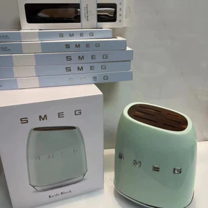 SMEG Juego de bloques de cuchillos de 7 piezas acero inoxidable color verde nuevo DHL EXPRESS - Imagen 1 de 4