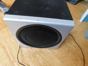 Logitech Z-2300 2.1 THX-Certified Speaker System – Powerful Subwoofer-TESTED - Afbeelding 1 van 4