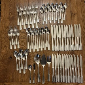 Reed & Barton stainless flatware BLAKE Pattern Lot of 74 - Imagen 1 de 12