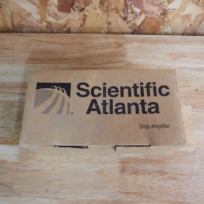 Scientific Atlanta Gap Drop Amplifier 562776 5-40/50-1000MHz 2 Ports - Image 1 of 3