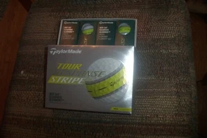 1 dozen BRAND NEW 2022 Taylor Made Tour Response golf balls Stripe - Picture 1 of 1