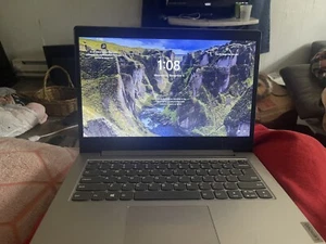 lenovo laptop - Picture 1 of 5
