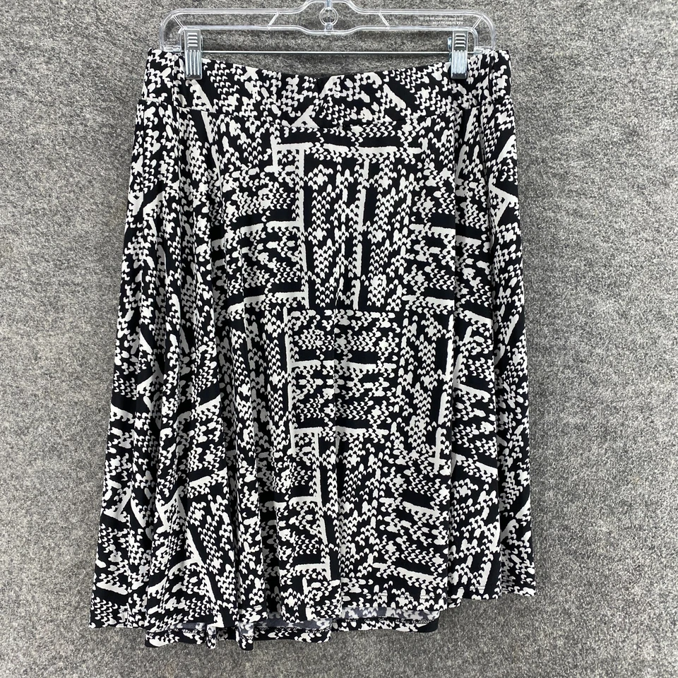 Falda Dressbarn Mujer L Grande Negra Geométrica Línea A Midi Tirar de tiro medio Foto 1 de 4