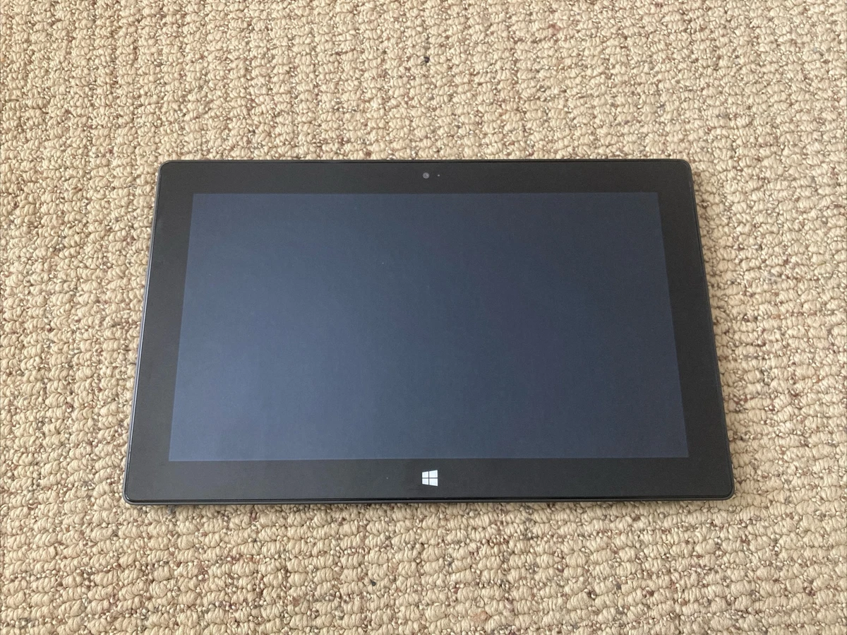 552【中古】 SurFaceRT　64GB Touch Cover 9JR-00019 1.30Ghz ブラック /080