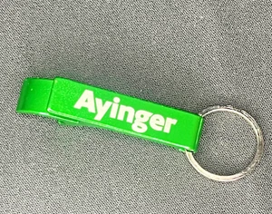 Schlüsselanhänger Flaschenöffner grün AYINGER Brauerei Metall - Bild 1 von 4
