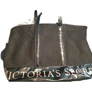 Victoria Secret Weekender Over The Shoulder Overnight Travel Beach Gym Bag Black - Picture 1 of 8