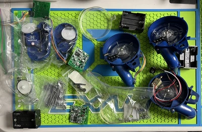 HALO B TEILE KONVOLUT - TRAYS / BOARDS PAINTBALL ELECTRONIC LOADER HOPPER - EMPIRE B - Bild 1 von 4