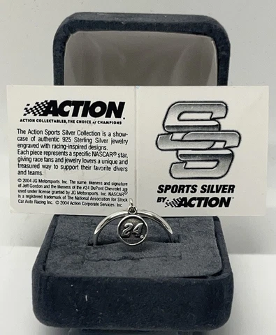 #24 Jeff Gordon / William Byron - 925 Sterling Silver - Charm Ring Size 10 Cover