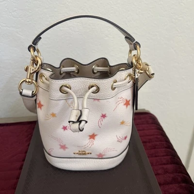 Сумка-ведро Coach Dempsey на шнурке 15 фирменная холщовая с принтом Shooting Star - Изображение 1 из 4