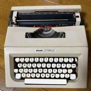 Olivetti LETTERA25 Schreibmaschine - Afbeelding 1 van 6