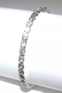 Stretch Tennis Bracelet Princess Cut Clear Rhinestones New - Picture 1 of 5