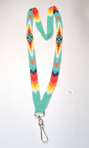 Aqua Perlen Schlüsselband Kräftiges geometrisches Design 30" Halsschlaufe drehbarer Clip #78 - Bild 1 von 2