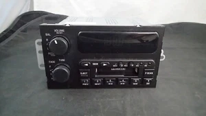 DELCO ELECTRONICS PART # 09356994 IN-DASH AM/FM RADIO CASSETTE PLAYER GM STEREO - Picture 1 of 7
