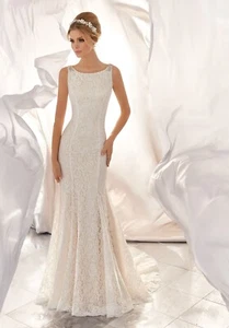 Wedding Dress Mori Lee Style 6866 Size 8 Sheath Fit, Lace, Sequins, V Back - Picture 1 of 9