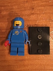 LEGO Benny Minifigure - Lego Movie with A Hotdog - Blue Spaceman