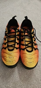 Nike Air Vapormax Plus Sunset Gr.43 Orange Gelb Schwarz - Bild 1 von 6