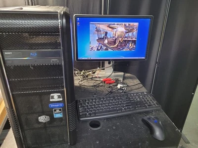 CUSTOM RETRO GAMING Intel X79 i7, 16GB, 500GB SSD, 4TB GEFORCE SLI, Win 7 ULT !! - Image 1 of 4