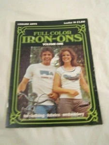1976 Vintage leisure Arts Iron-on Transfers Book  23 Groovy Transfers  - Picture 1 of 6