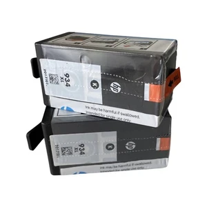 2 Genuine HP 934XL Black Ink Cartridges (JAN/2017) - Picture 1 of 4