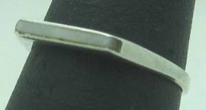 SÜSSER BANDRING AUS NACHLASS PERLMUTT STERLINGSILBER, GRÖSSE 6 - Bild 1 von 6
