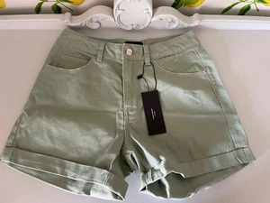 Vero Moda Jean Shorts NWT Sz S High Rise Loose - Picture 1 of 4