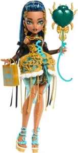 Cleo De Nile Scary Sweet Muñeca de Cumpleaños Monster High Royally Chic Conjunto Dorado - Imagen 1 de 8